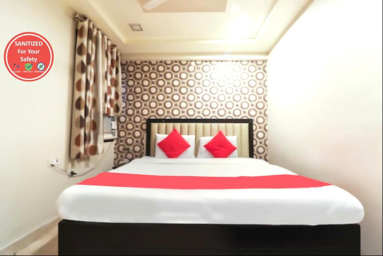 Hotel Goroomgo Kabir Charbagh 3*